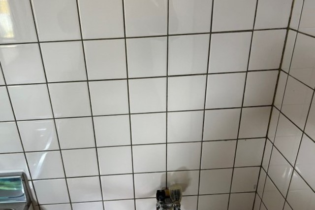 キッチンまわりのタイル①の施工後画像